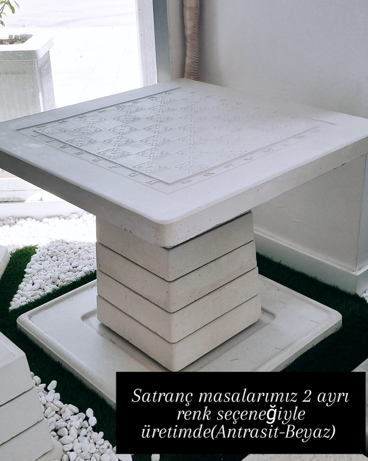 Beton Çiçeklik Çeşme ve Masa Takımları